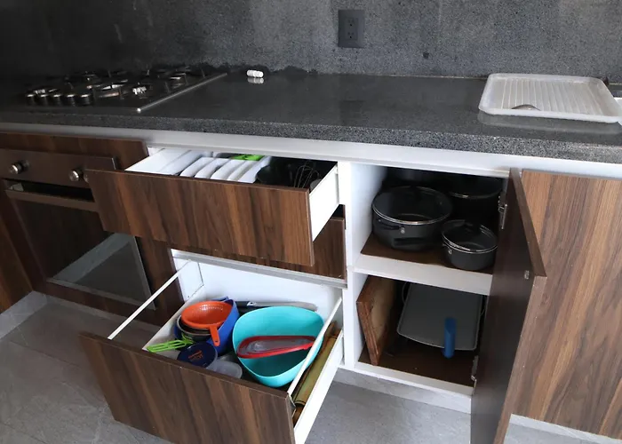 Totalmente Equipado, 3 Hab, 3 Banos, Balcon, Terraza, Cocina Y Lavandero Apartment