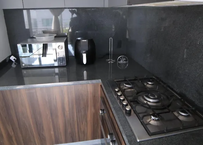 Totalmente Equipado, 3 Hab, 3 Banos, Balcon, Terraza, Cocina Y Lavandero * Mexico City