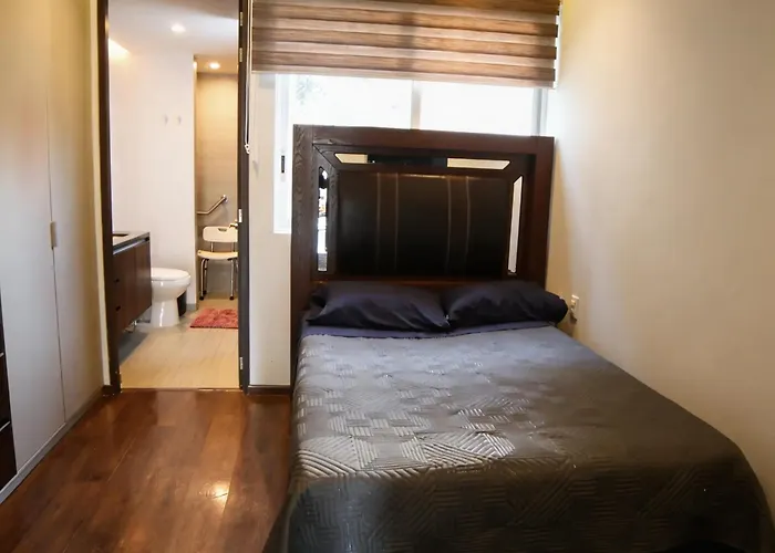 Totalmente Equipado, 3 Hab, 3 Banos, Balcon, Terraza, Cocina Y Lavandero